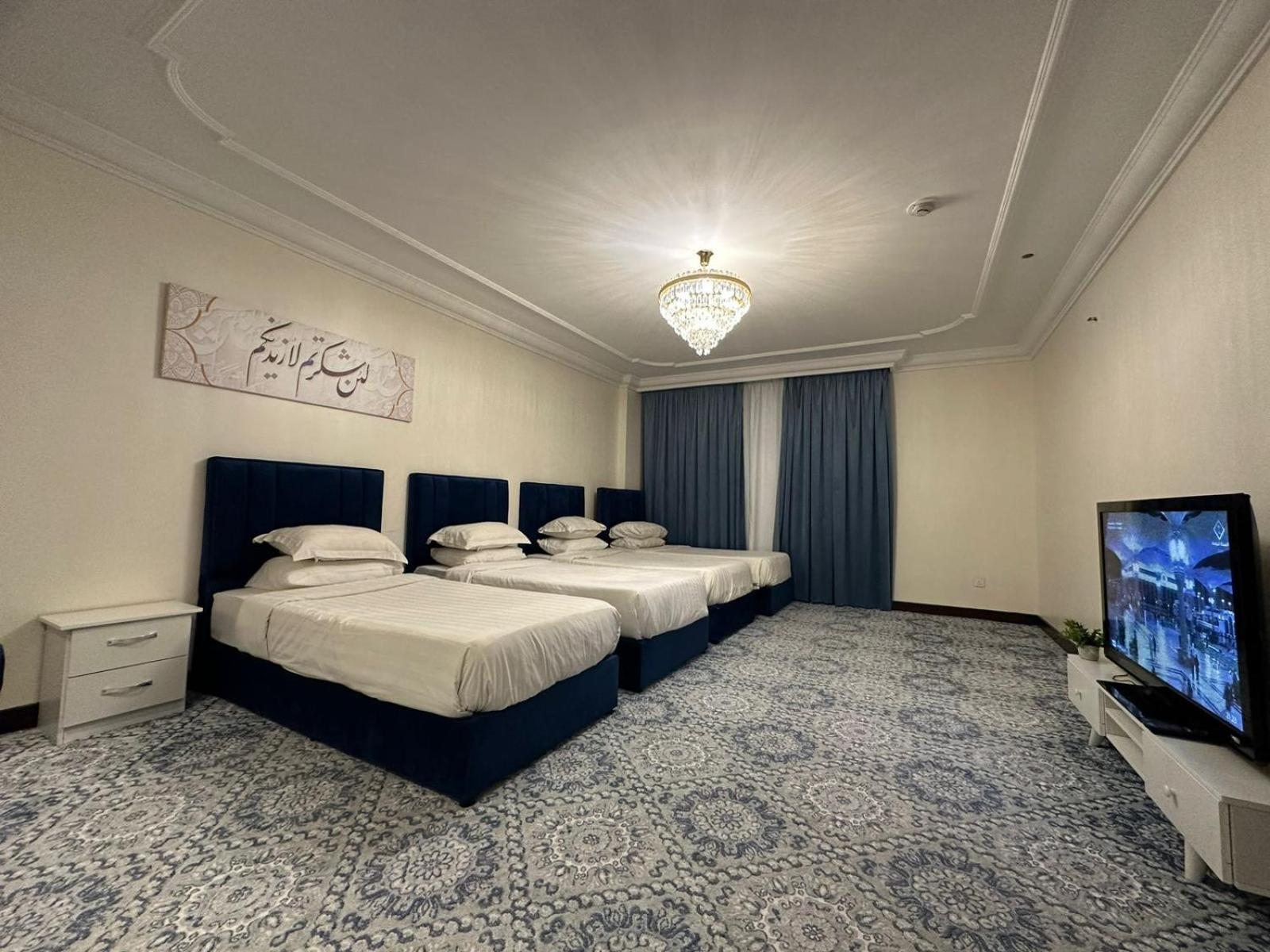 Zad Al Eman Suites Hotels Medina Rum bild